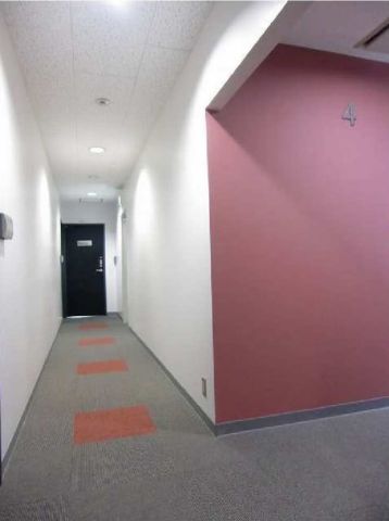 基準階、廊下