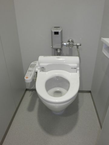 各階、トイレ③