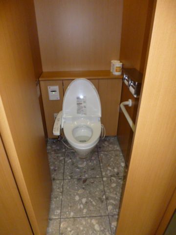 各階、トイレ