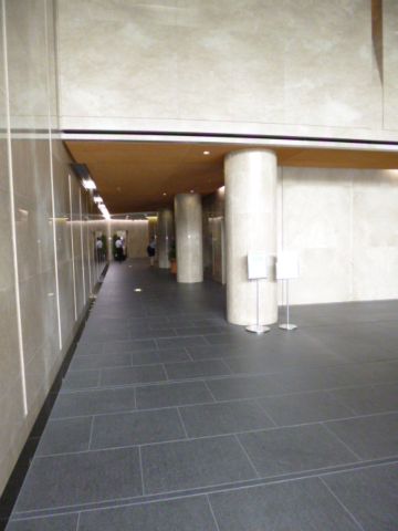 エントランス内②