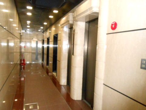 EVホール