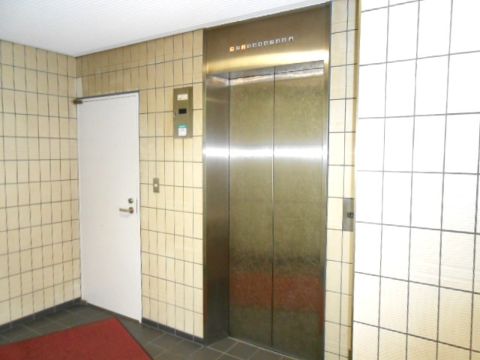 EVホール