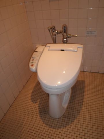 各階、トイレ③