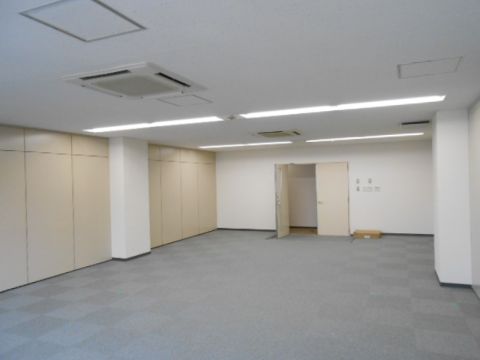貸室