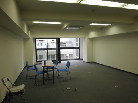 室内、5階
