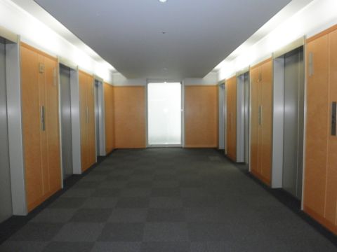 EVホール、基準階