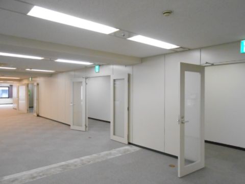 貸室