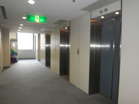 EVホール、基準階