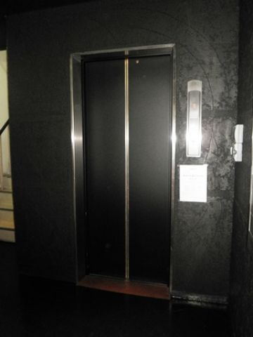 EVホール