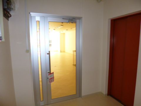 2階、玄関