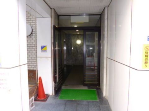 1F玄関