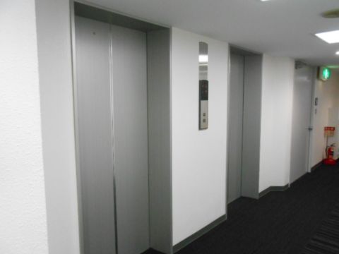各階、EV