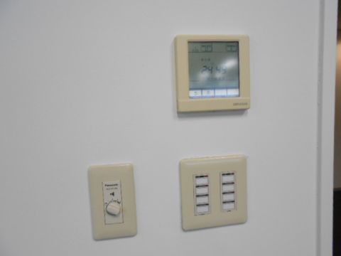 空調コントローラー