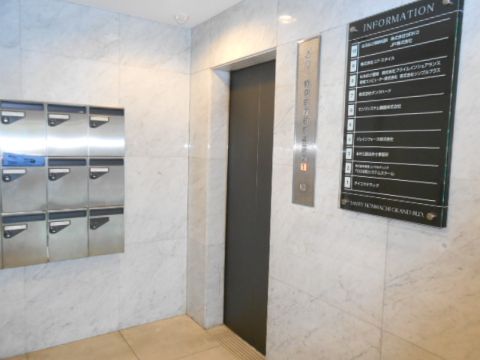 1階エレベーター