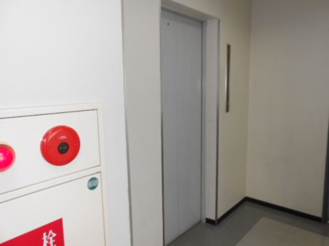 各階、EV