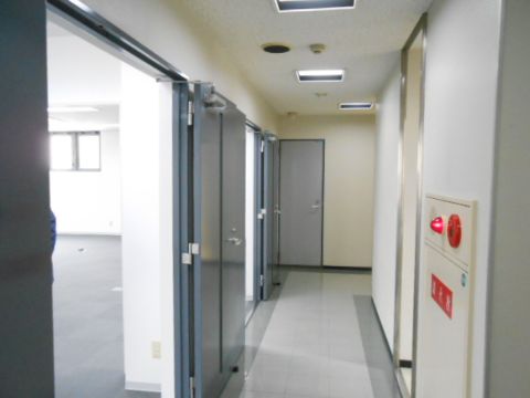 各階、廊下