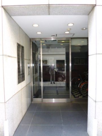 1F玄関