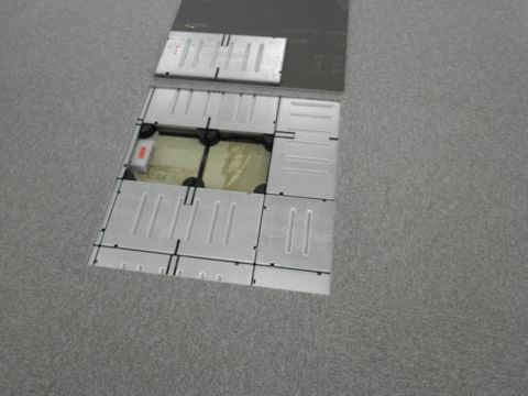 フリーアクセスフロア