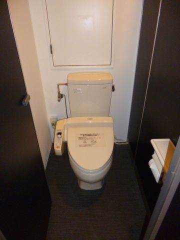 シャワートイレ