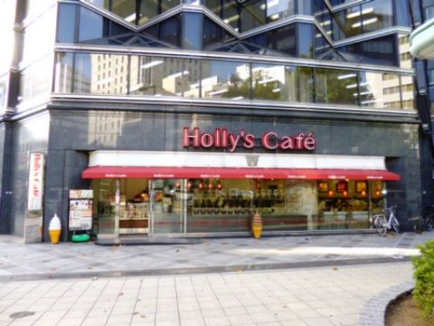 1階、南東側にカフェ