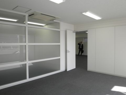 室内、8階東区画(居抜)