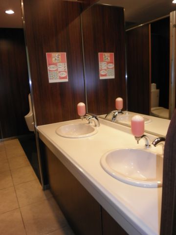 各階、トイレ②