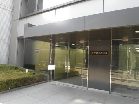1F玄関