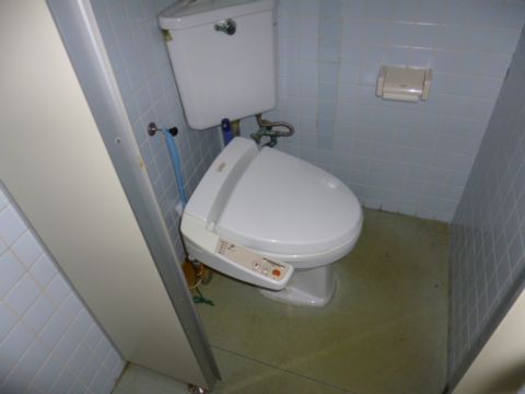 各階、シャワートイレ
