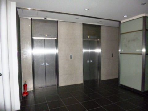 EVホール