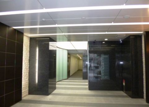 エントランス内③