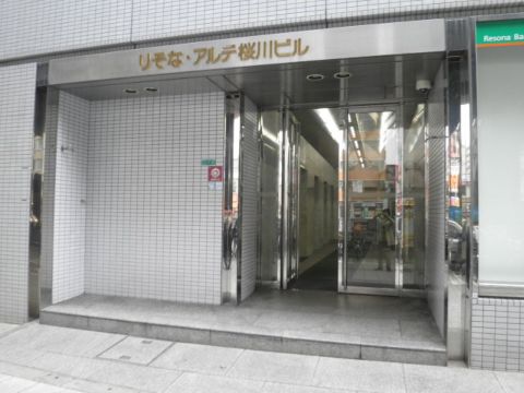 1F玄関