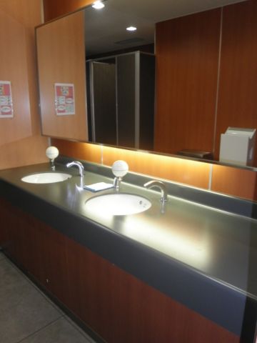 各階、トイレ洗面