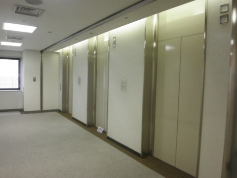 EVホール