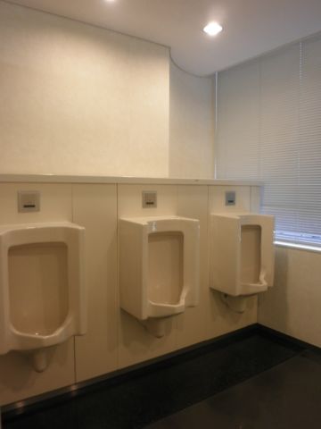 各階、トイレ③