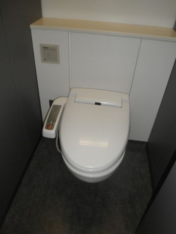 各階、トイレ③