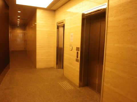 EVホール