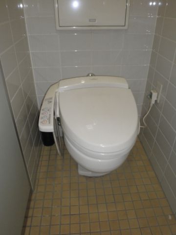 各階、トイレ③