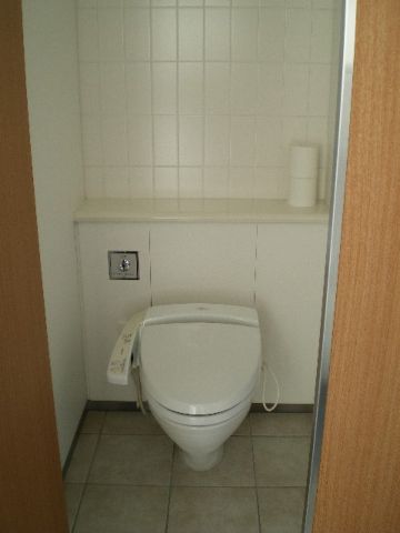 各階、トイレ