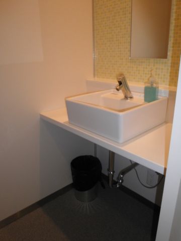 各階、トイレ(女性用)