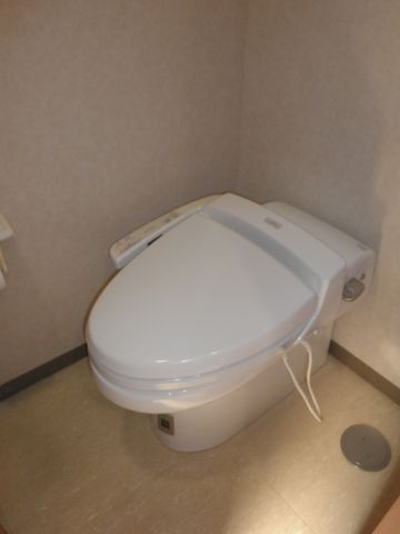 各階、トイレ③