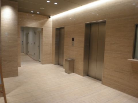 EVホール