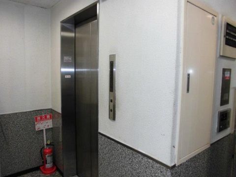 EVホール