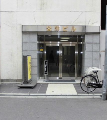 1F玄関