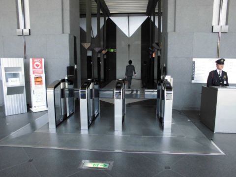 セキュリティーゲード