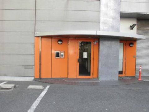 時間外、通用口