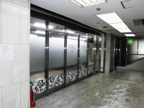 1階、店舗部分①