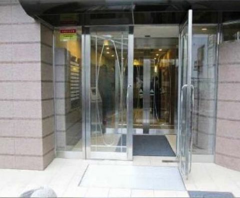 1F玄関