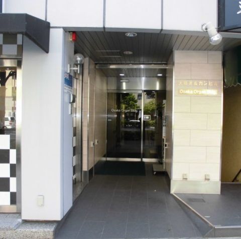 1F玄関