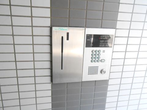 インターホン