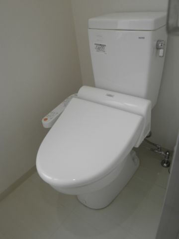 各階、トイレ③